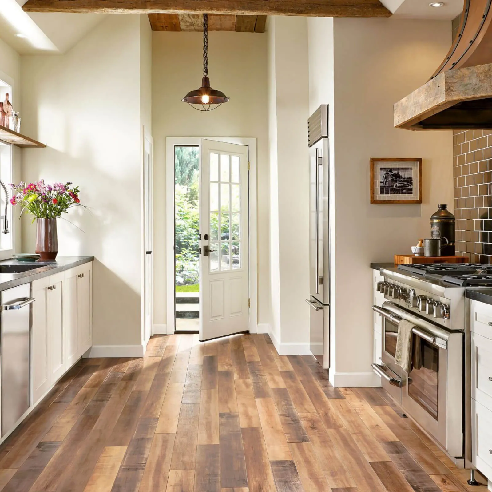 Kitchen Laminate flooring | Everlast Floors